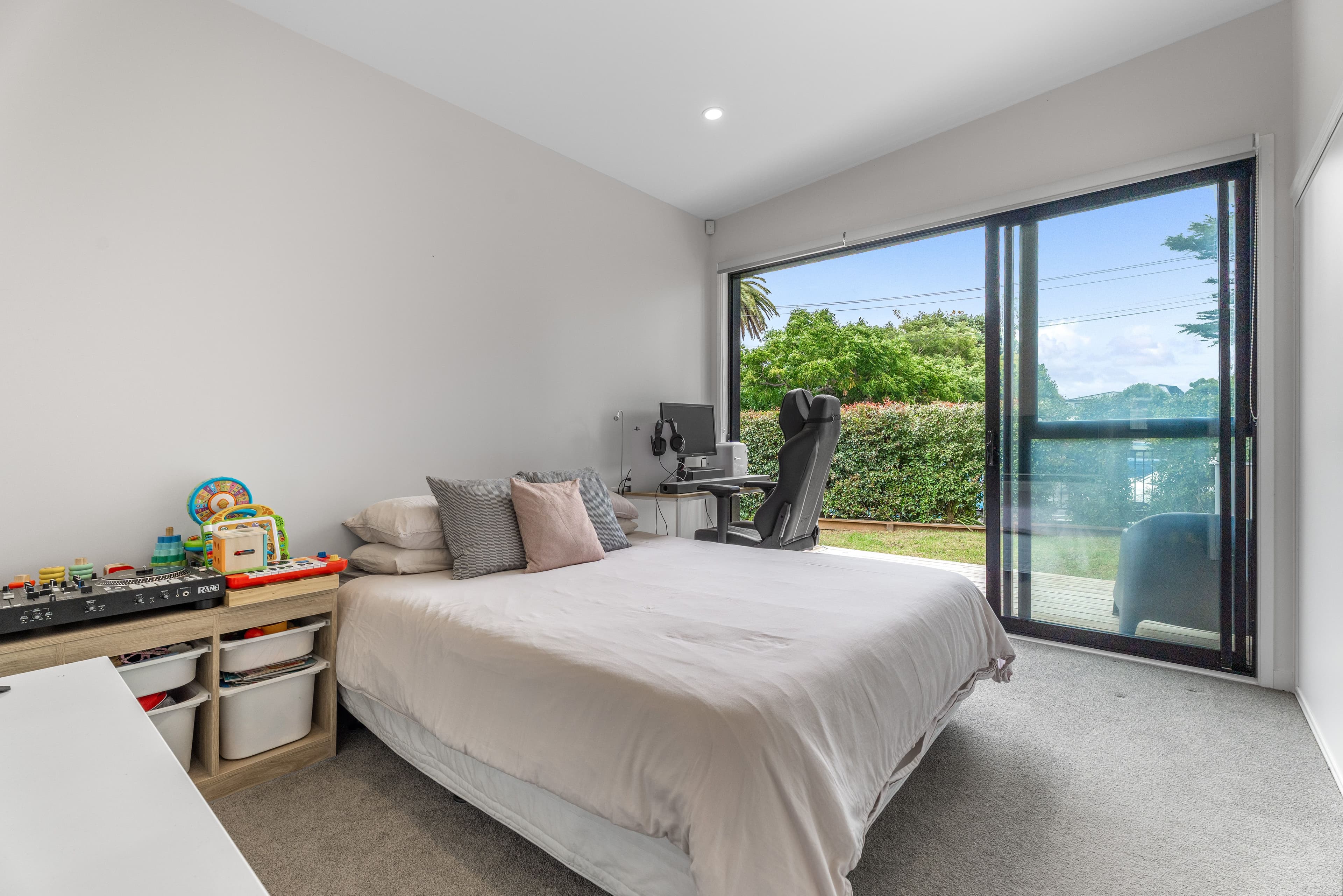 2/48 Wallace Road, photo 8