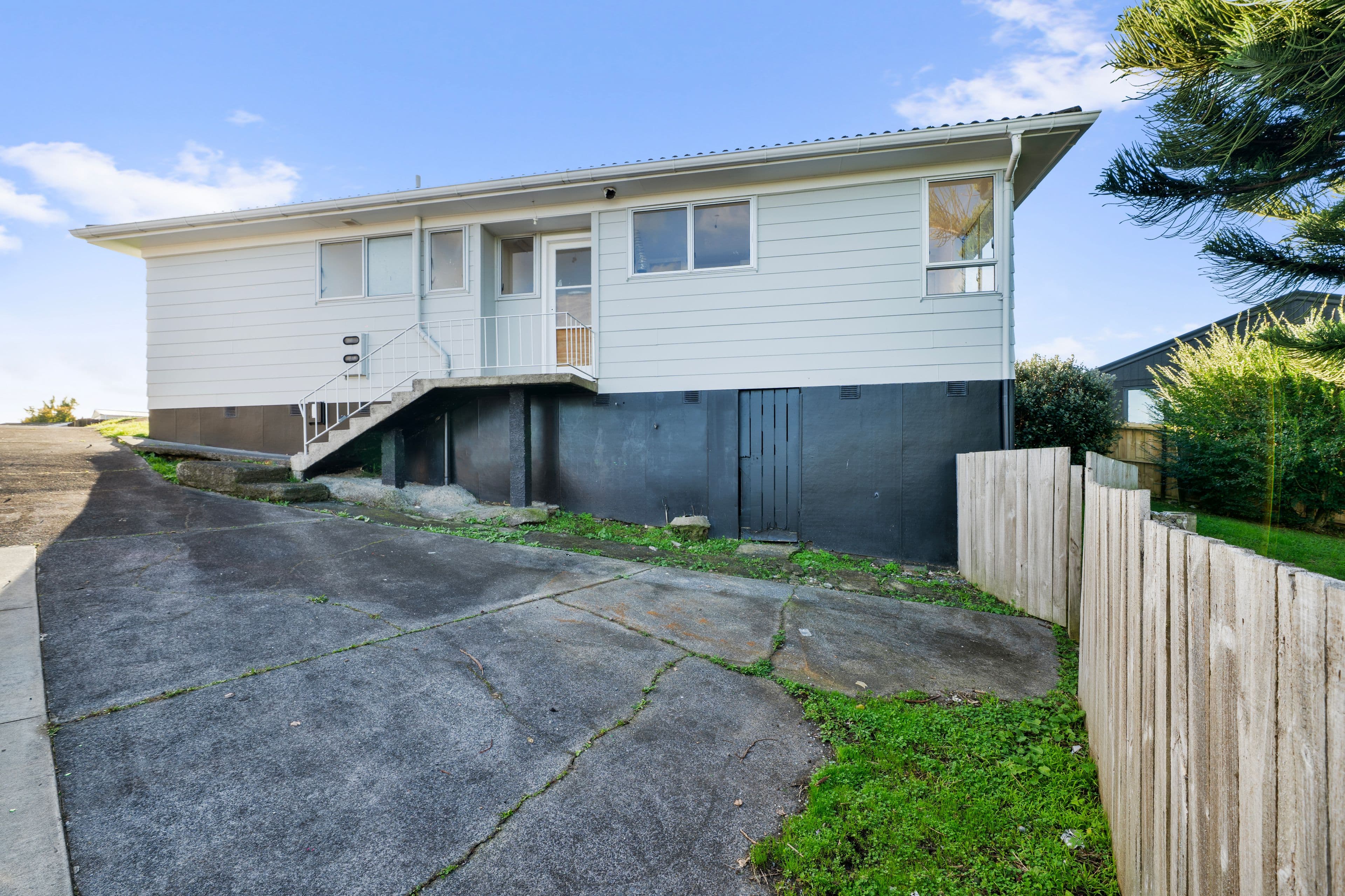 49 Hyperion Drive, photo 13