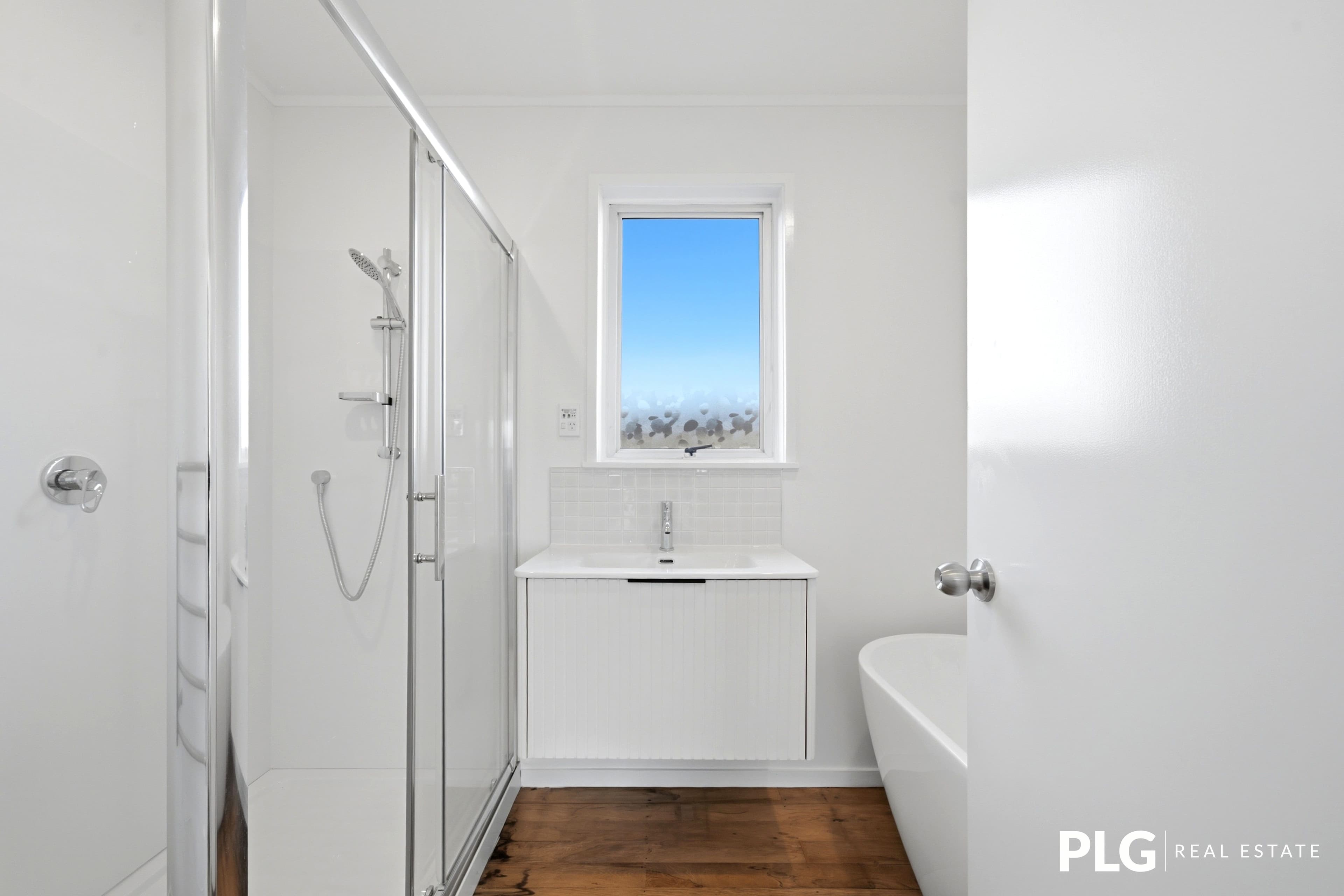 12 Farnborough Crescent, photo 6