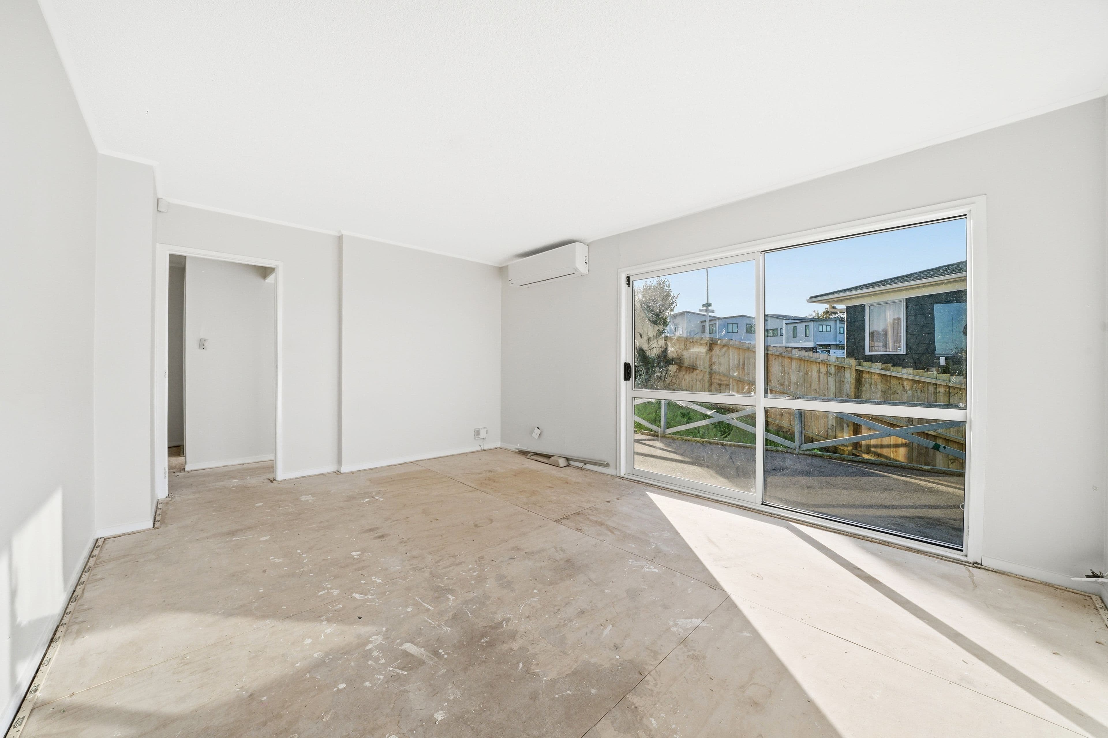 49 Hyperion Drive, photo 3