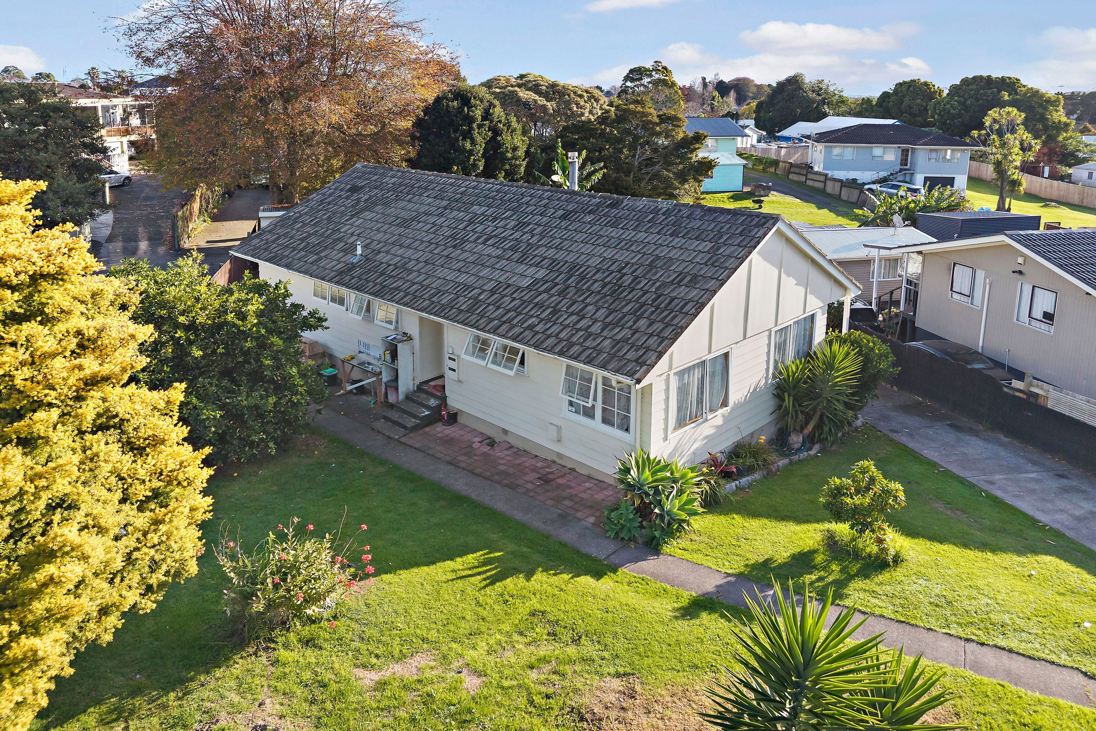 333 Roscommon Road, photo 8